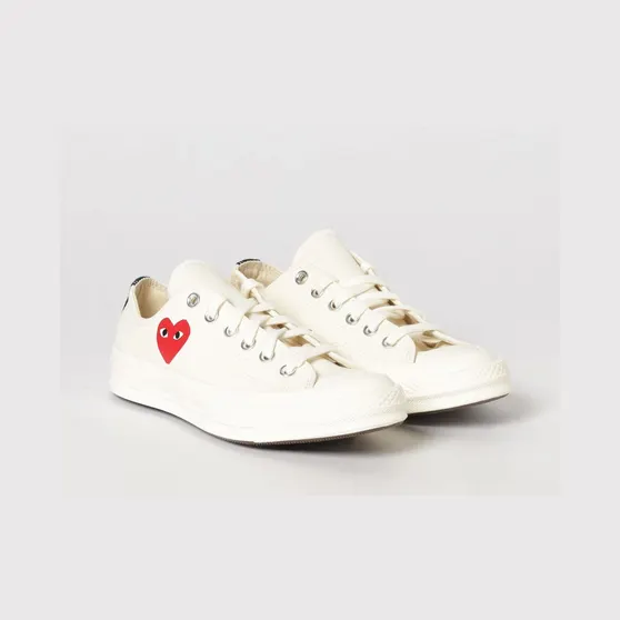 Converse COMME DES GARÇONS PLAY X CONVERSE Sneakers Comme Des GarÇons Beige (AZK128D2)
