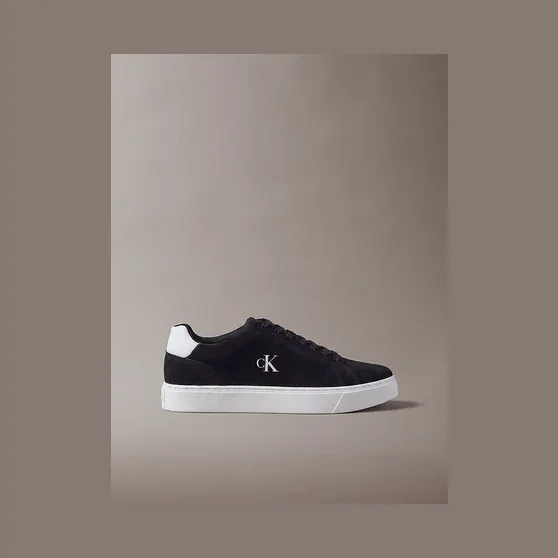 Calvin Klein Ck Baseline – Suede Signature Logo “BLACK / BRIGHT WHITE” (YM0YM01434BEH)