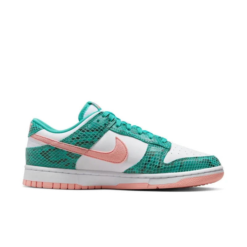Nike Dunk Lowen Green – “Washed Teal / White / Bleached Coral / Black” (DR8577-300)