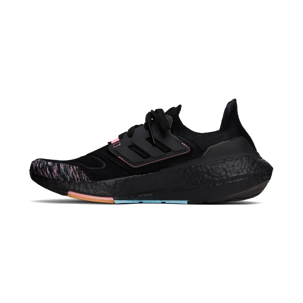 Adidas Ultraboost 22 Core Black / Core Black / Beam Pink (GX5927)