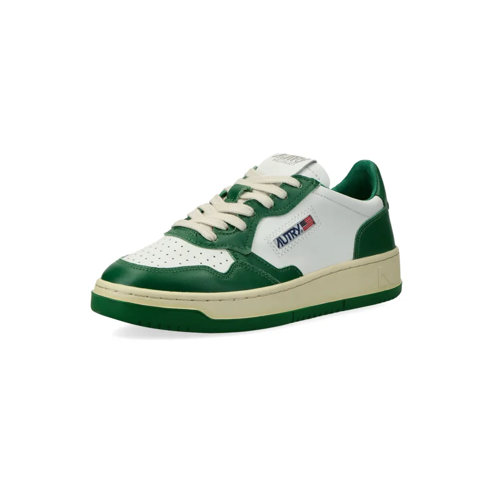 Autry Medalist Low W (White / Green) – AULWWB03