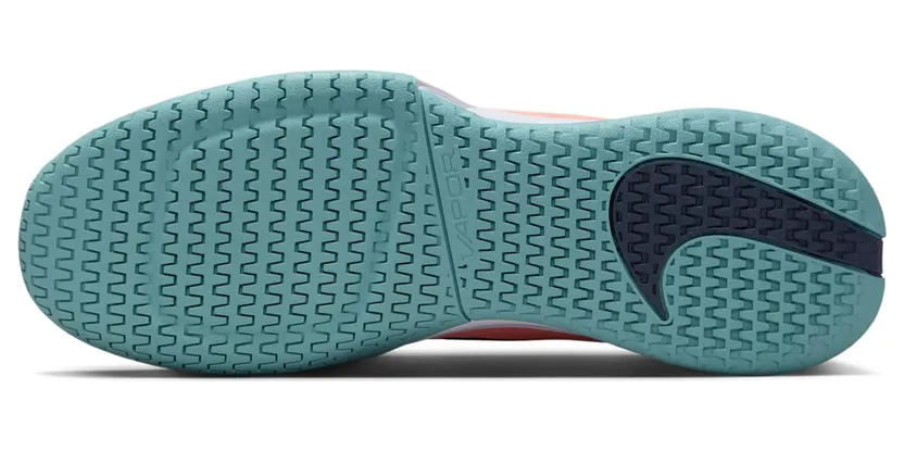 nikecourt FZ2161-800