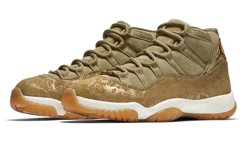 air-jordan-11 AR0715-200