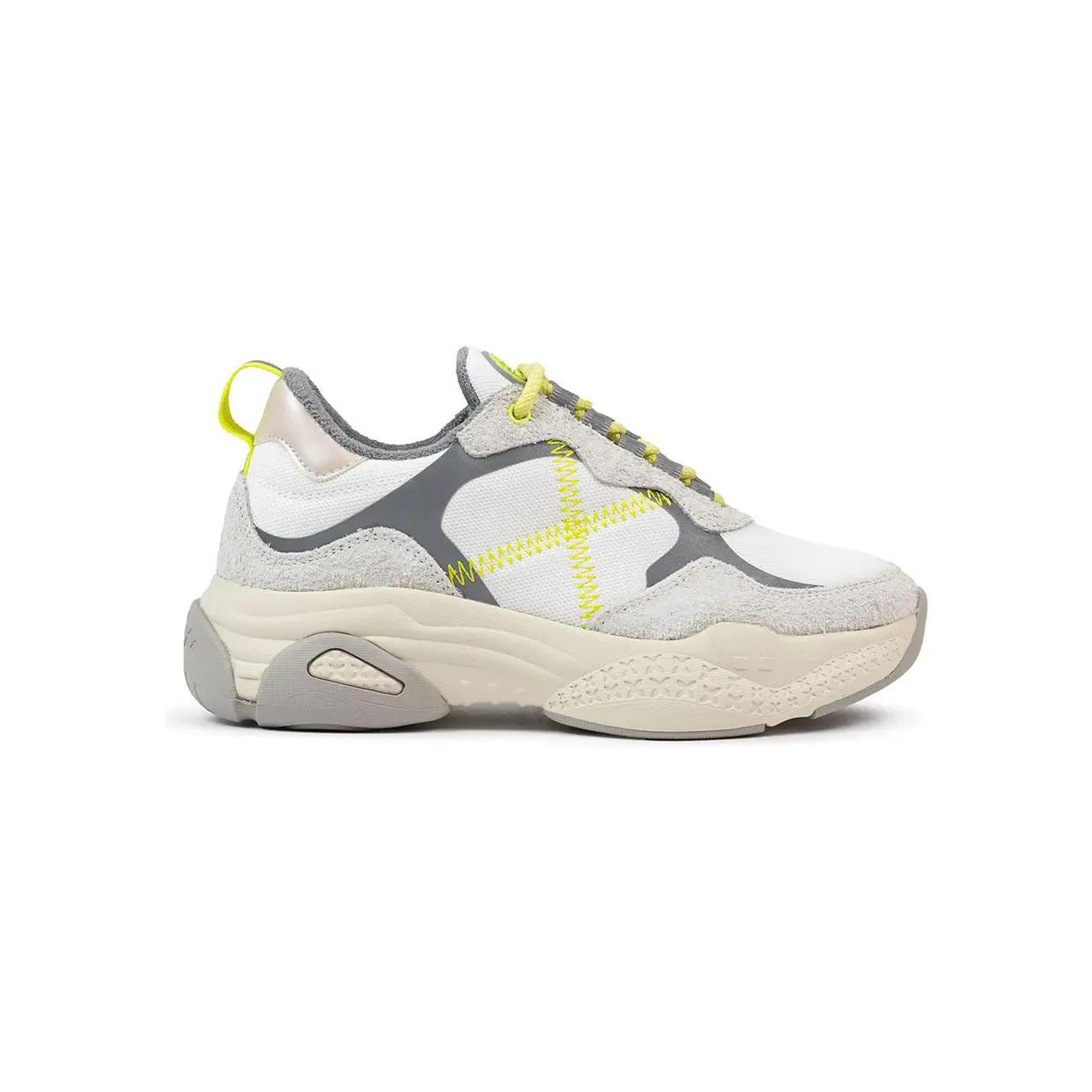 munich-sneaker 4179018