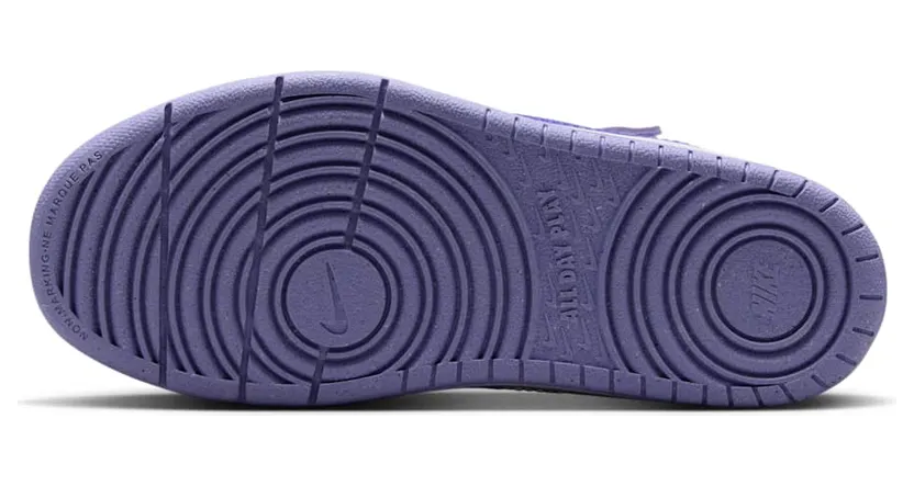nike-court IV5829-500