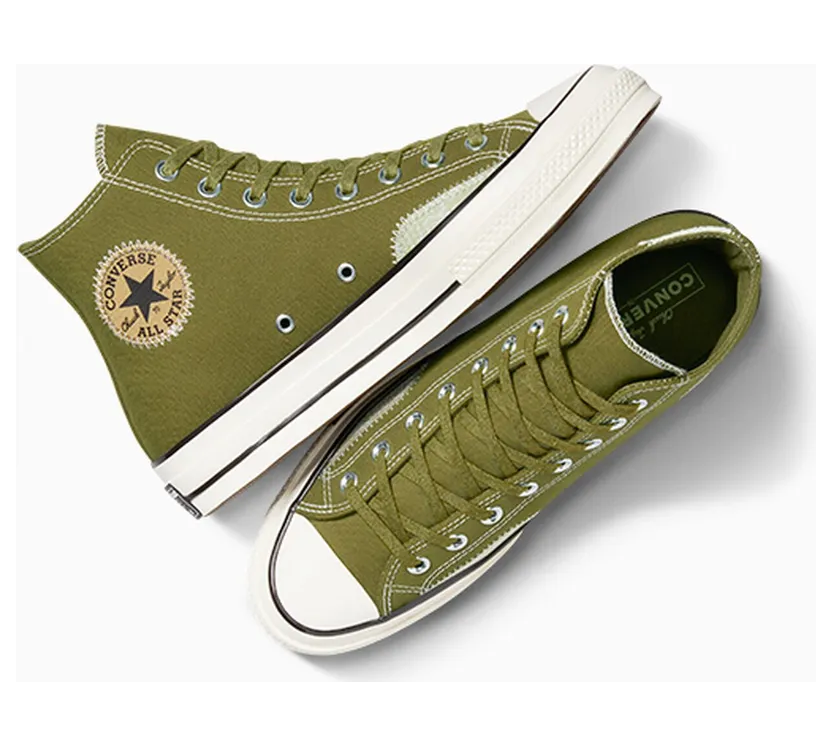 converse-chuck-taylor-all-star A04499C
