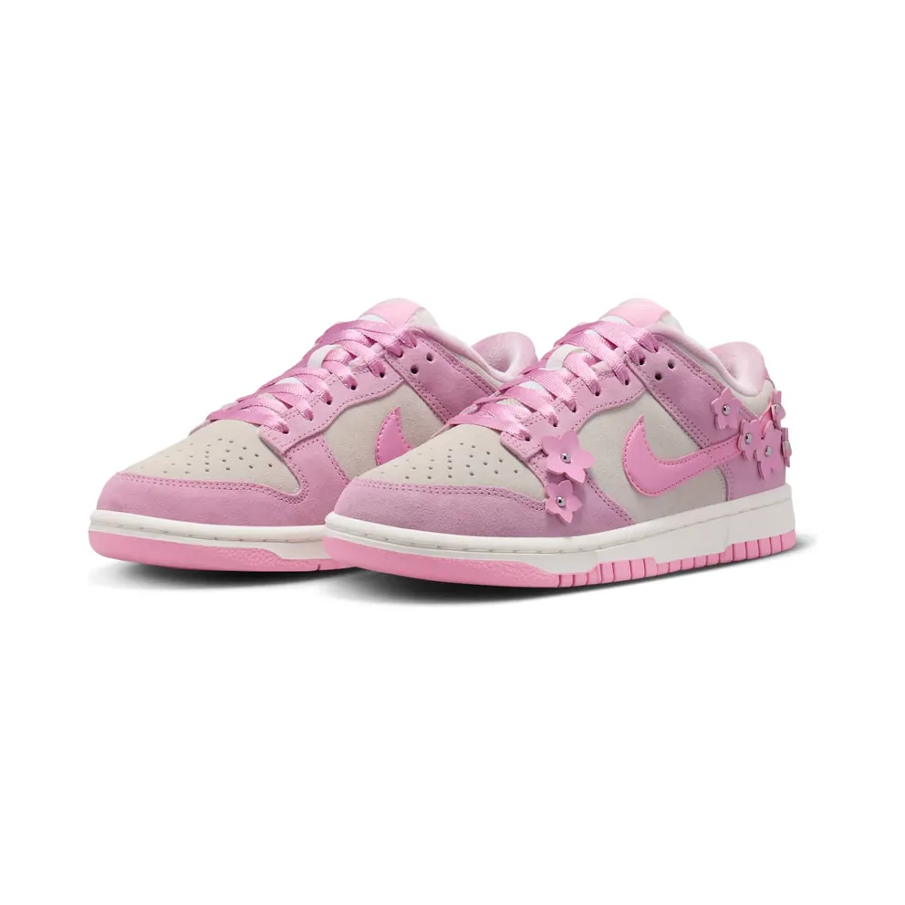 Nike Dunk Low “Femme Pink Flower” (IV4726-600)