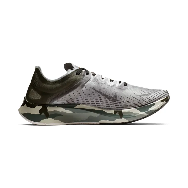 nike-zoom AT5242-300