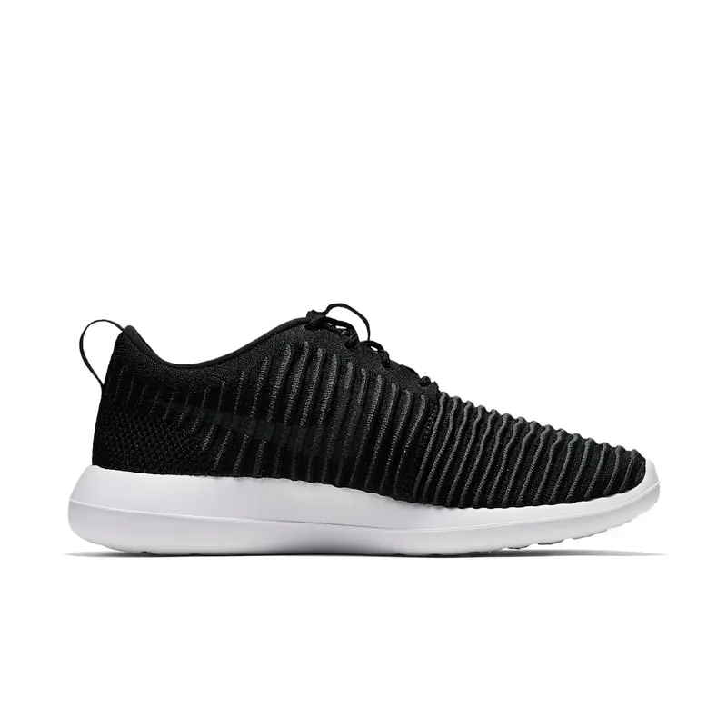 Nike Roshe Two Flyknit Black/Dark Grey-White-Volt Black/Dark Grey-White-Volt (844833-001)