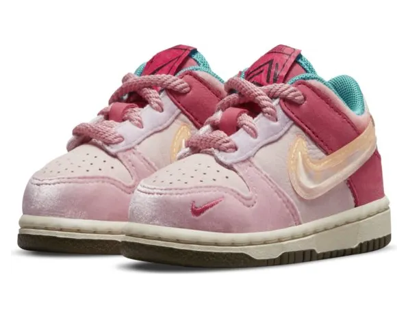 Nike Dunk Low Social Status Free Lunch Strawberry Milk (TD) (DM3350-600)