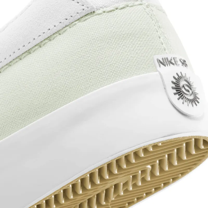 nike-sb BV0657-103