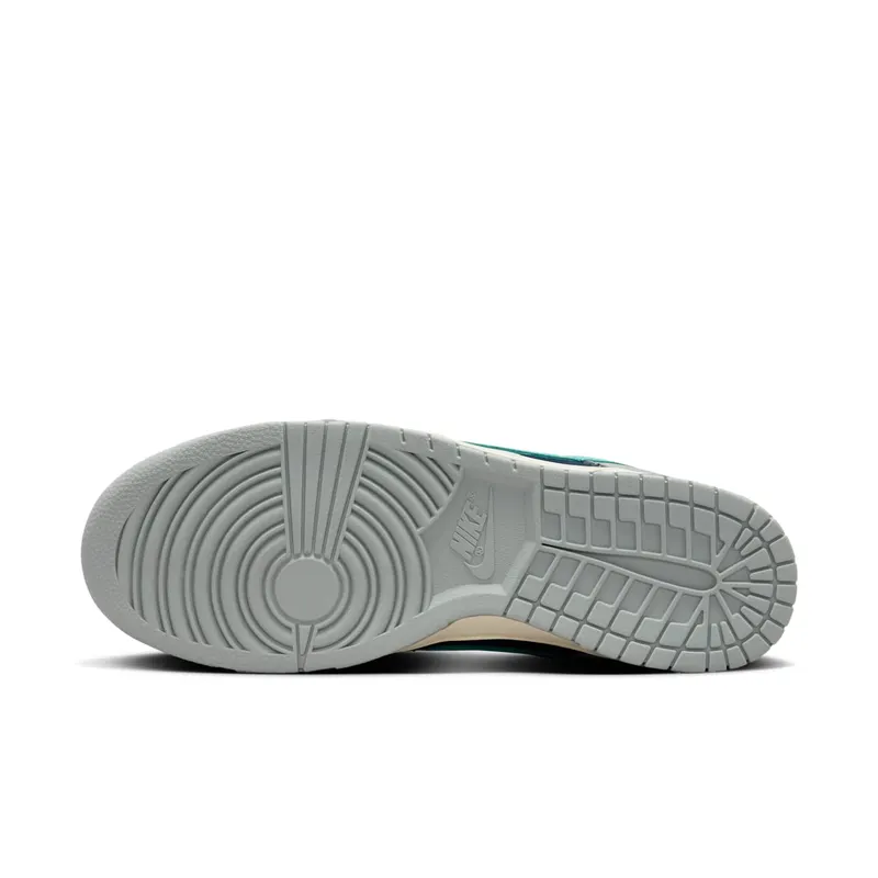 Nike Dunk Low Retro Premium (light pumice / green frost / dark obsidian) – FB8895-001