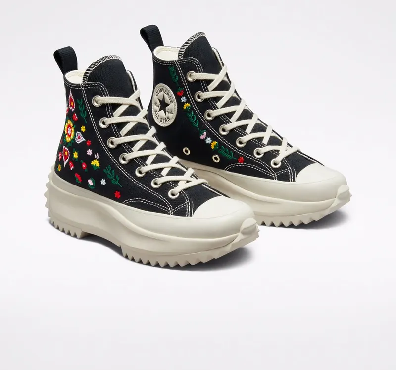 Converse Run Star Hike Platform Floral Embroidery Black/egret/midnight Clover (A02192C)