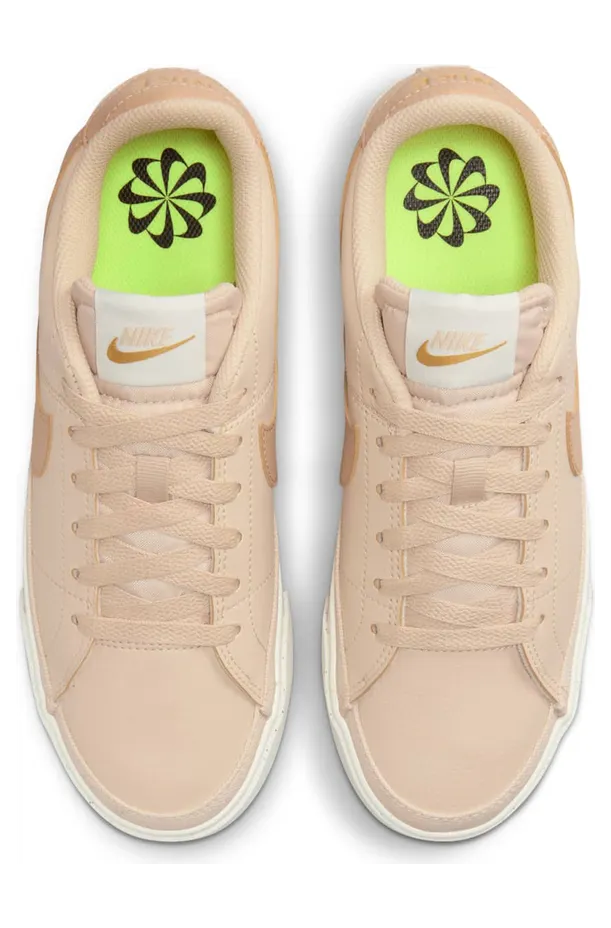 nikecourt DH3161-107