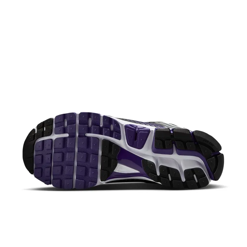 Nike Vomero 5 “Metallic Silver / Court Purple” (IM2220-095)