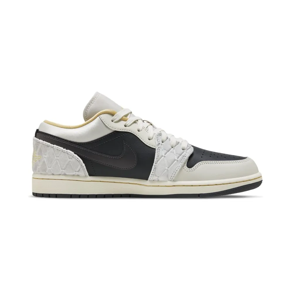 Jordan 1 Low Beaded Swoosh (DV1762-001)