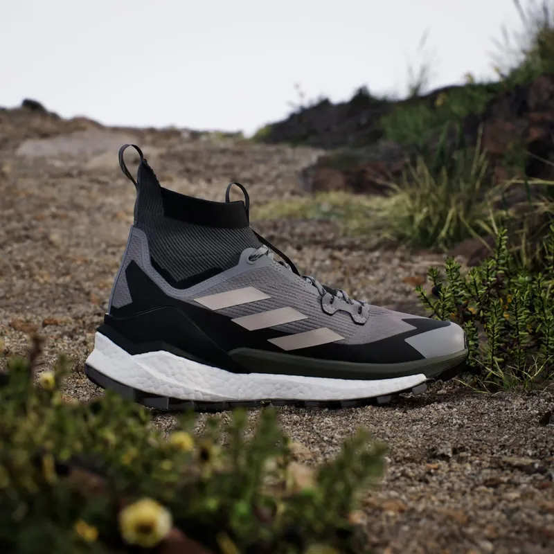 adidas Terrex Free Hiker 2.0 Charcoal Solid Grey Core Black Olive Strata (IG8866)
