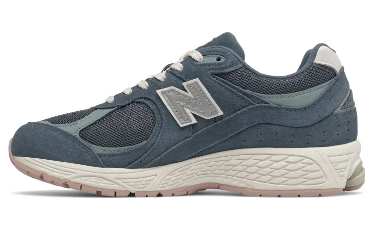 new-balance-2002r M2002RHC