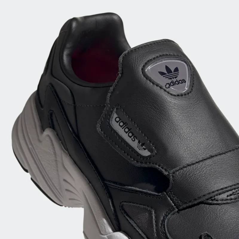 adidas Falcon RX Core Black / Carbon / Grey Six (EE5111)
