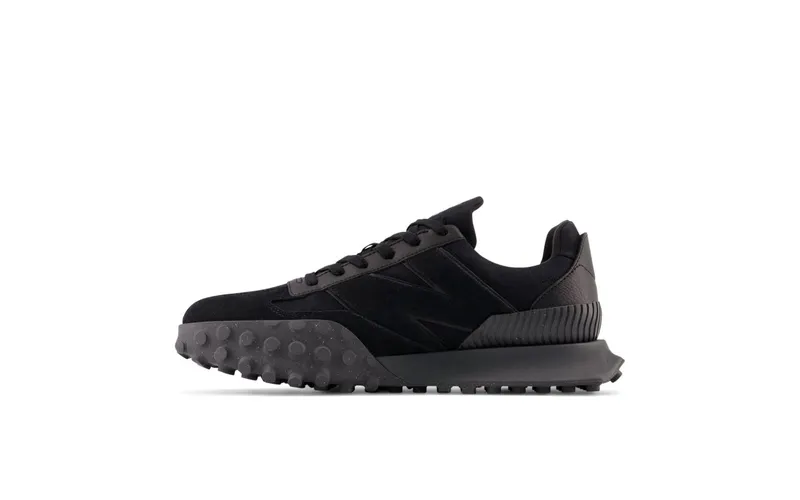 New Balance XC-72 Gore-Tex “Triple Black” (UXC72GBG)