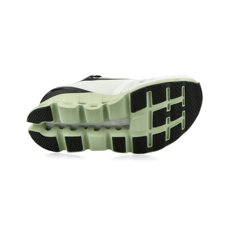 On Cloudstratus (White / Black / Green) – 39.98997