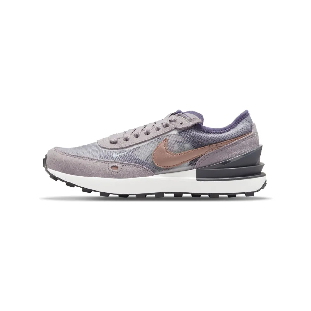 Nike Waffle One Older Kids’ White (DC0481-102)