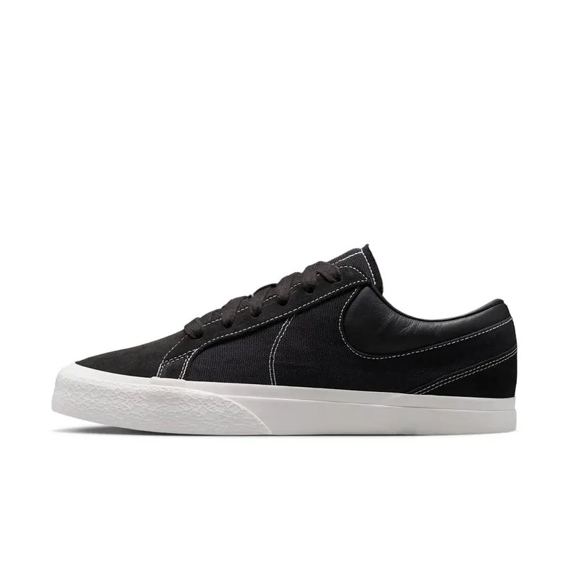Nike Blazy “Black/Sail/White/Black” (IM2523-001)