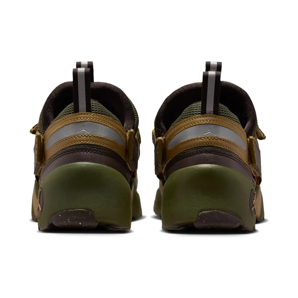 Air Jordan Trunner Bruin (IO4190-300)