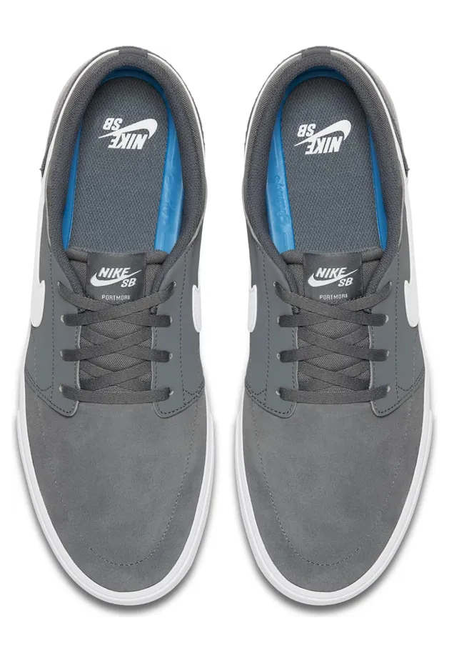 nike-sb 880266-010