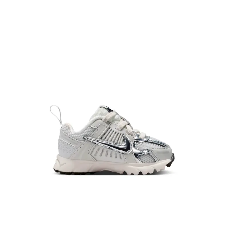Nike Vomero 5 TD “Photon Dust Gridiron Sail Chrome” (IM9466-001)