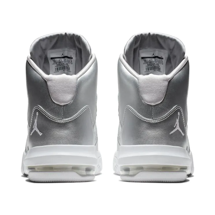 air-jordan-max-aura AV5175-040