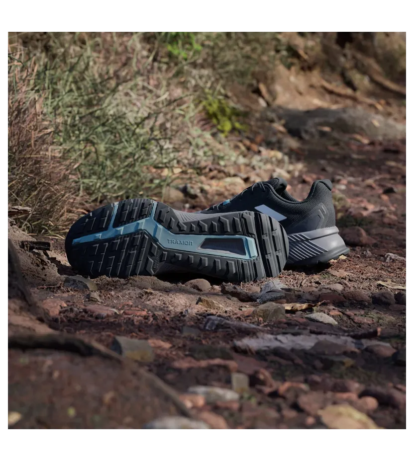 adidas-terrex IE9402