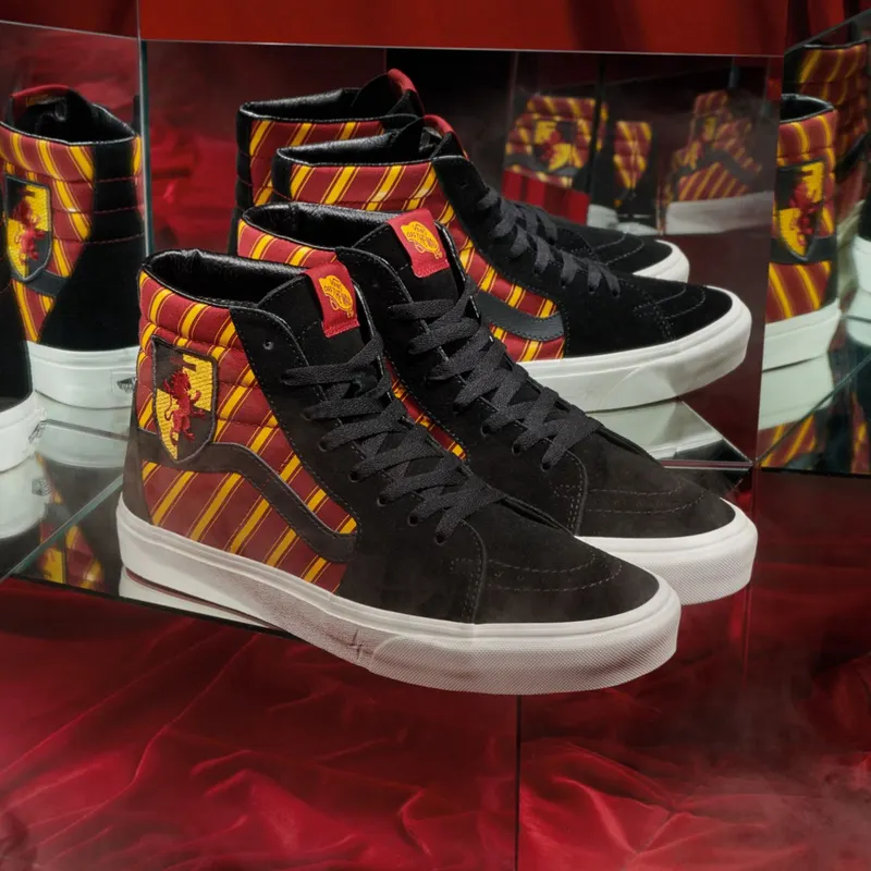 Vans Sk8-Hi Zip Harry Potter Gryffindor (TD) Gryffindor/Multi (VN0A4BV6XK8)
