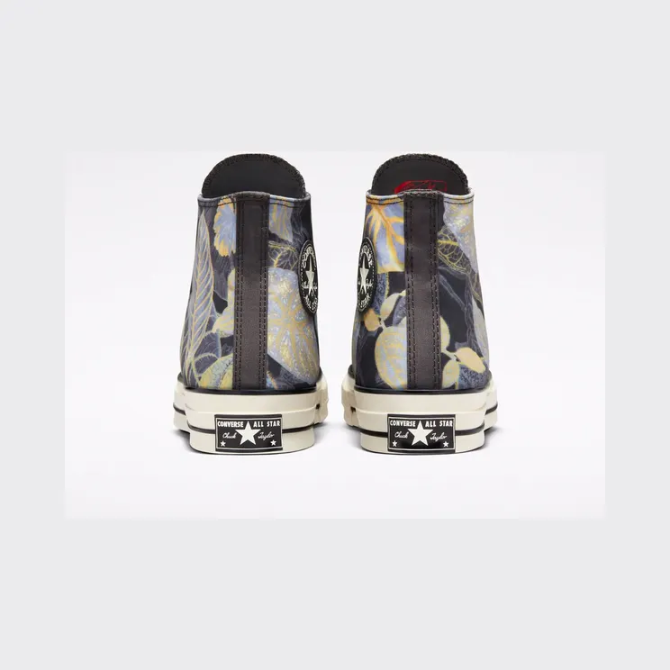 converse-chuck-taylor-all-star A00482C