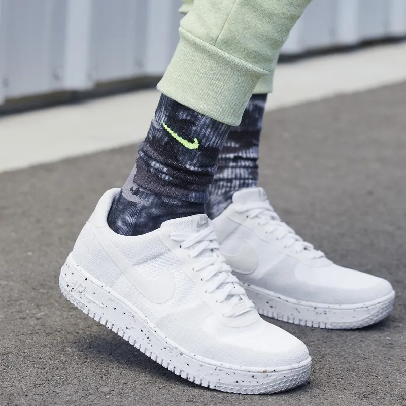 nike-air-force DC4831-100