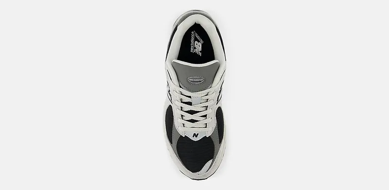 New Balance 2002R Grey Black (M2002RFH)