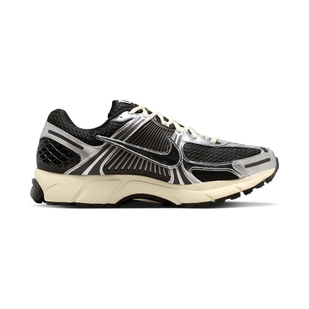 Nike Zoom Vomero 5 “Black Chrome” (IM3486-003)