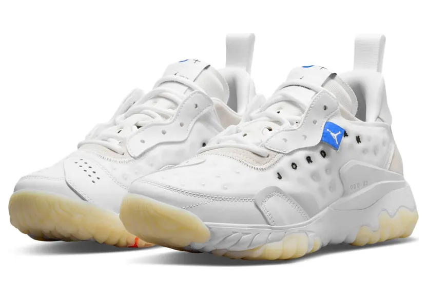 air-jordan-delta CV8121-102