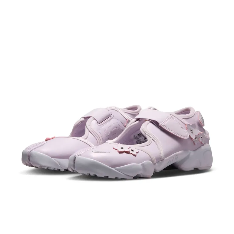 Nike Rift BLEACHED LILAC/METALLIC SILVER-WOLF GREY (IV5682-500)