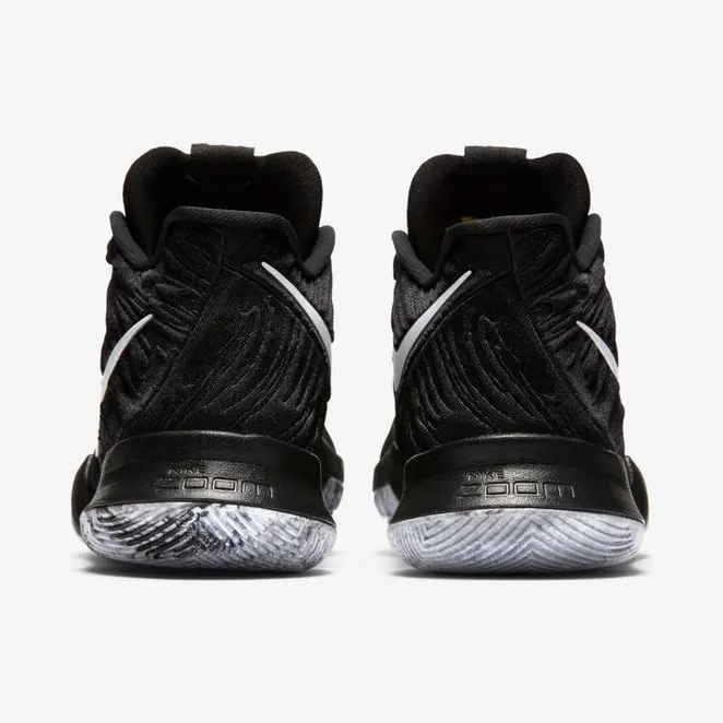 nike-kyrie-3 852415-001