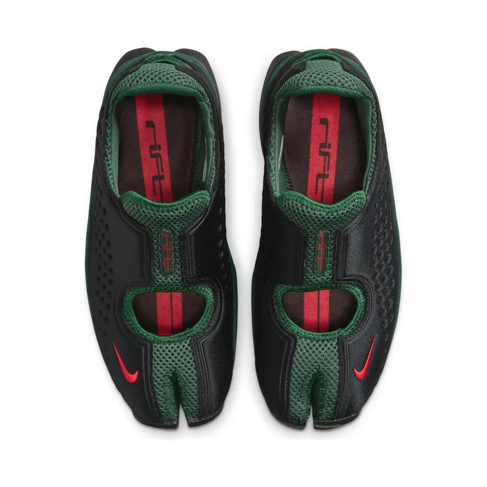 Nike Rift 2 – “Black / Team Dark Green / Fire Red” (IQ8006-002)