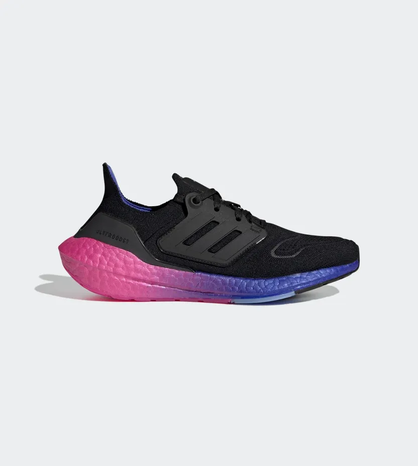 adidas Ultraboost 22 Core Black / Core Black / Lucid Blue (HQ8591)