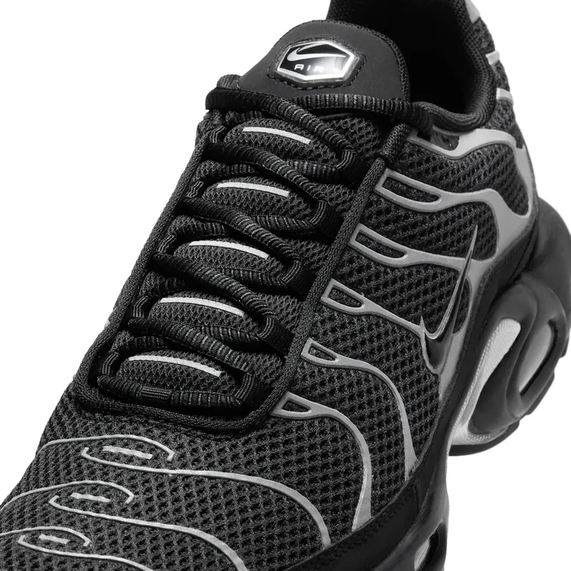 Nike Air Max Plus Premium Black Reflective Silver (HQ3029-001)