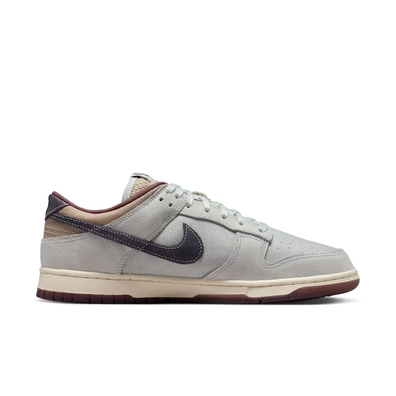 Nike Dunk Low “Off White / Spruce Aura” (IB6752-100)