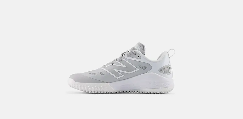 New Balance Fresh Foam Velo v4 Turf Trainer Rain Cloud White (STVELOG4)