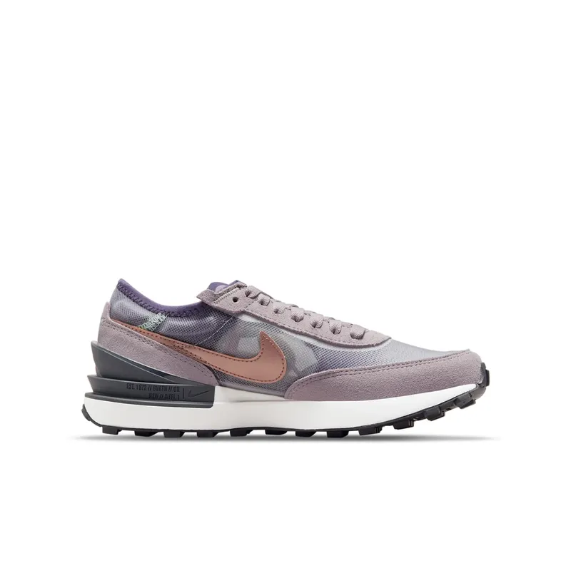 Nike Waffle One Older Kids’ White (DC0481-102)
