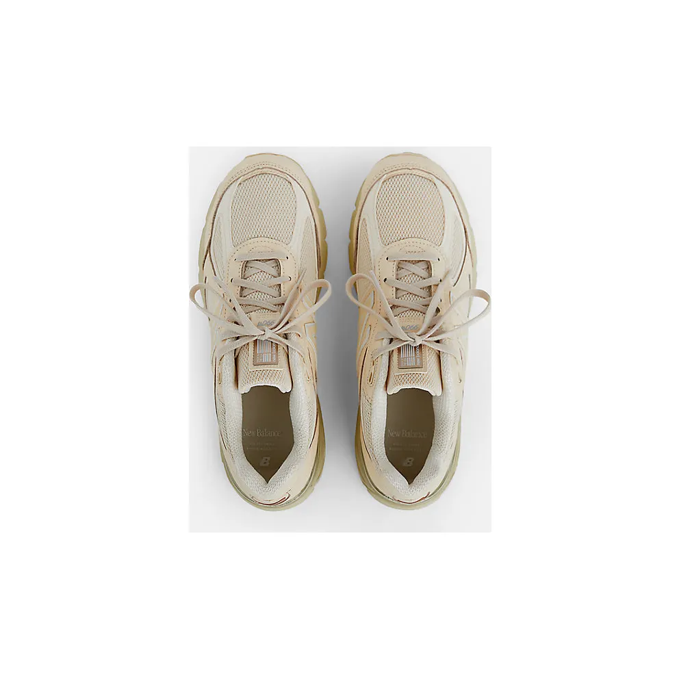New Balance 990v4 “Made in USA – Macadamia Nut” (U990BO4)