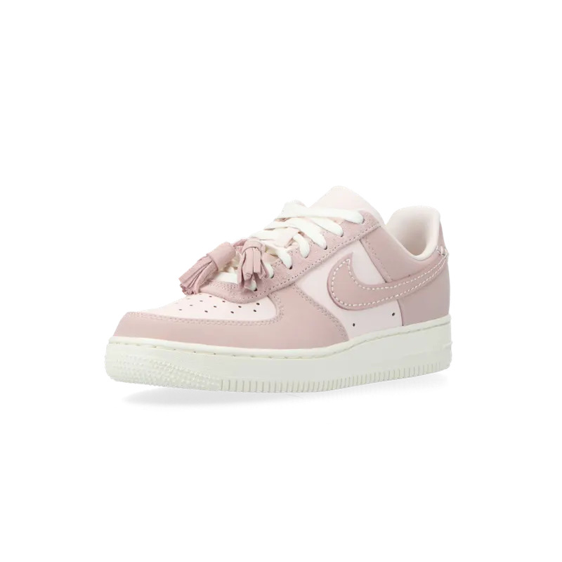 Nike Air Force 1 ’07 (pink oxford / sail) – IB4654-661