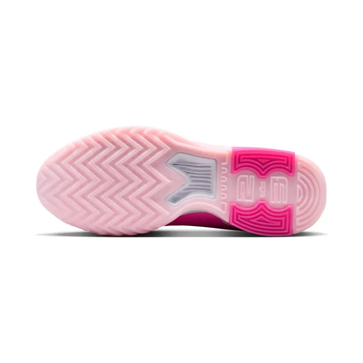 nike-lebron IO7381-600