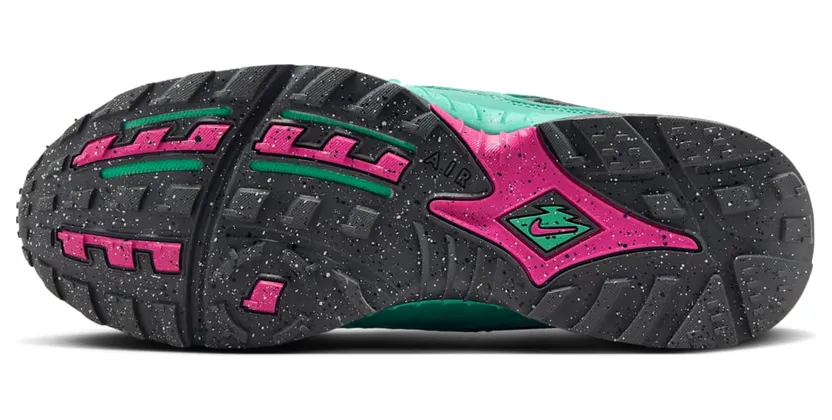 nike-air-humara FN7546-301